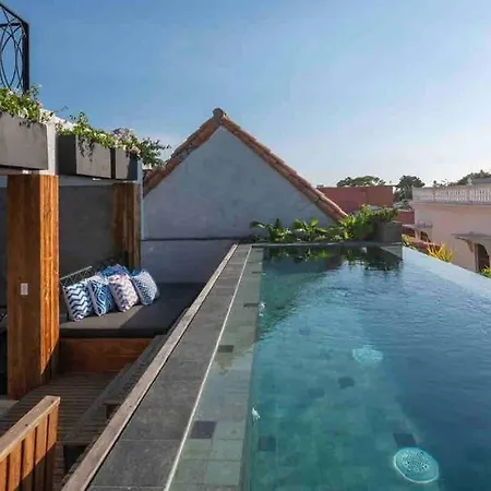 Casa San Antonio, De Diseno Con Piscina En La Azotea. * Cartagena