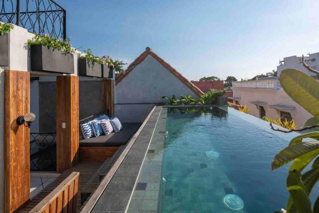 Casa San Antonio, De Diseno Con Piscina En La Azotea. * Cartagena