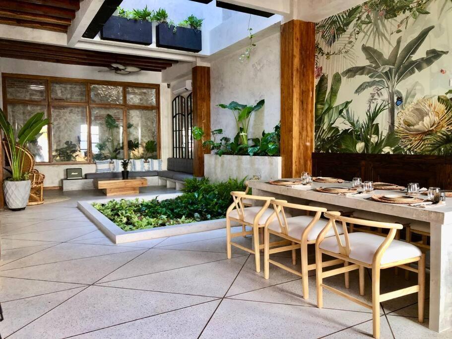 Casa San Antonio, De Diseno Con Piscina En La Azotea. * Cartagena