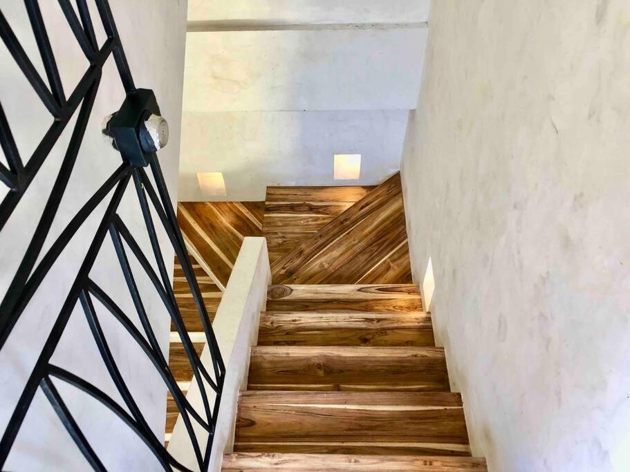 Casa San Antonio, De Diseno Con Piscina En La Azotea. *